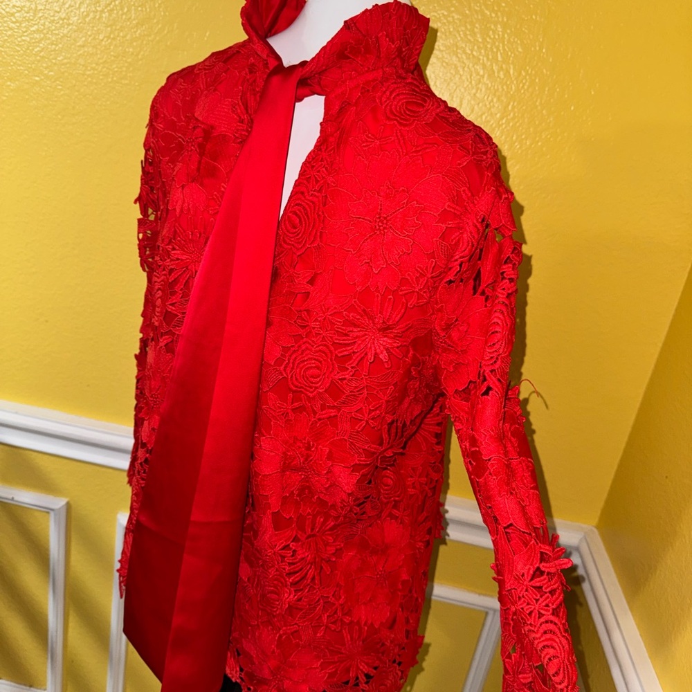 Tuckernuck Red Floral Lace Blouse - Picture 5 of 14
